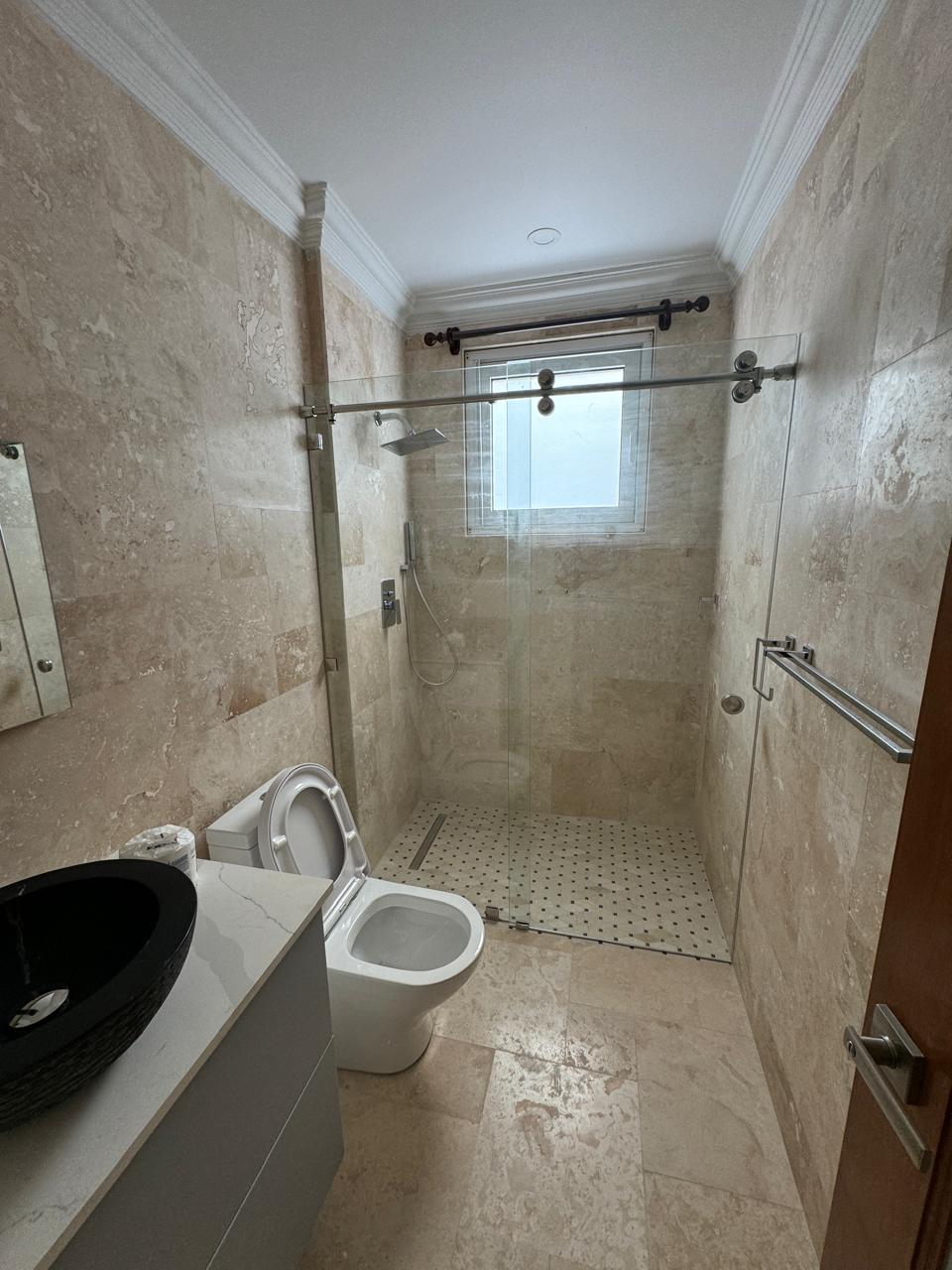 RH-472 Luxury Apartment for Rent in Rouges Bay, BVI – Spacious 3-bedroom unit with modern amenities. bathroom
